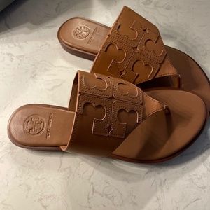 Tory Burch size 5.5 sandals - brand new